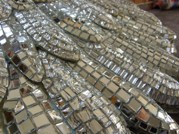 detail of mirrored glasses 